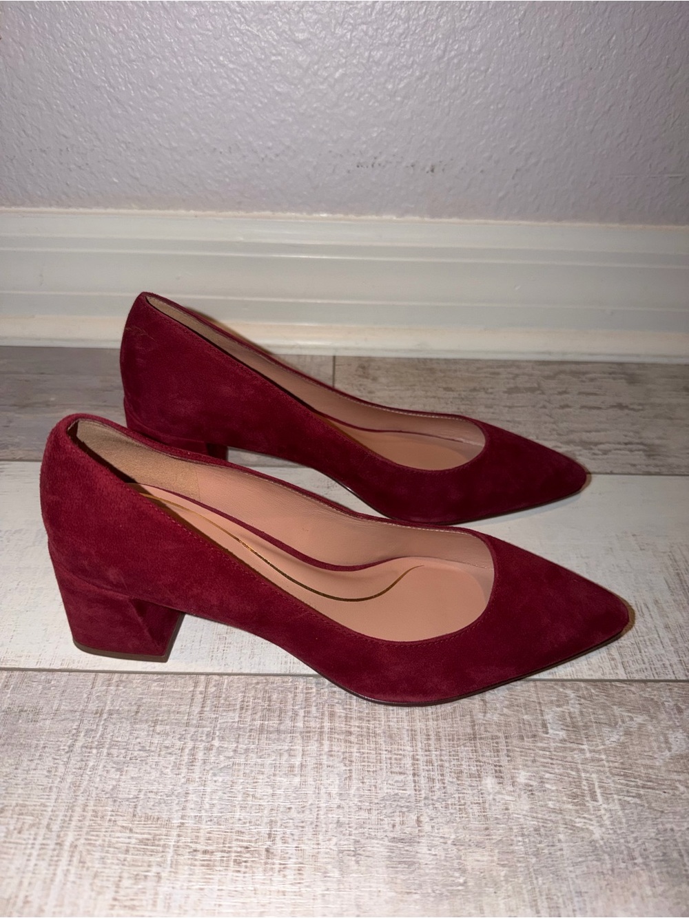 Cole Haan Burgundy Suede Pumps 61/2